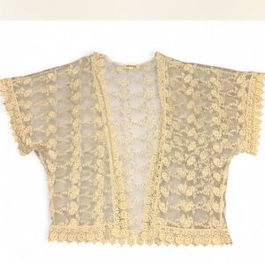 Monteau Floral Lace Overlay in Cream